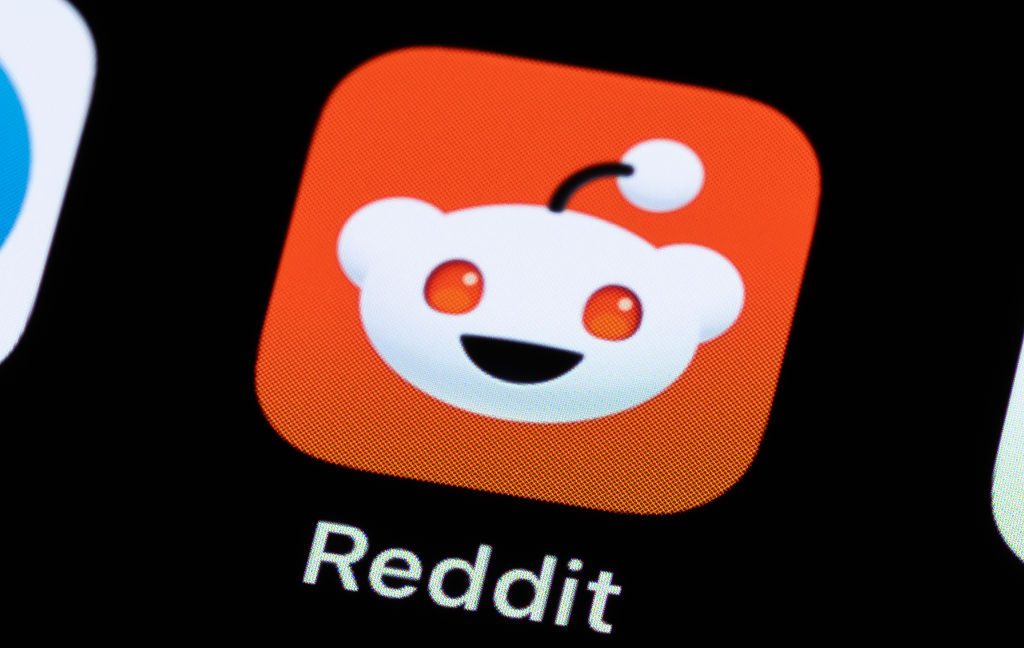 New Reddit controls let you block your most-hated advertisers for a year