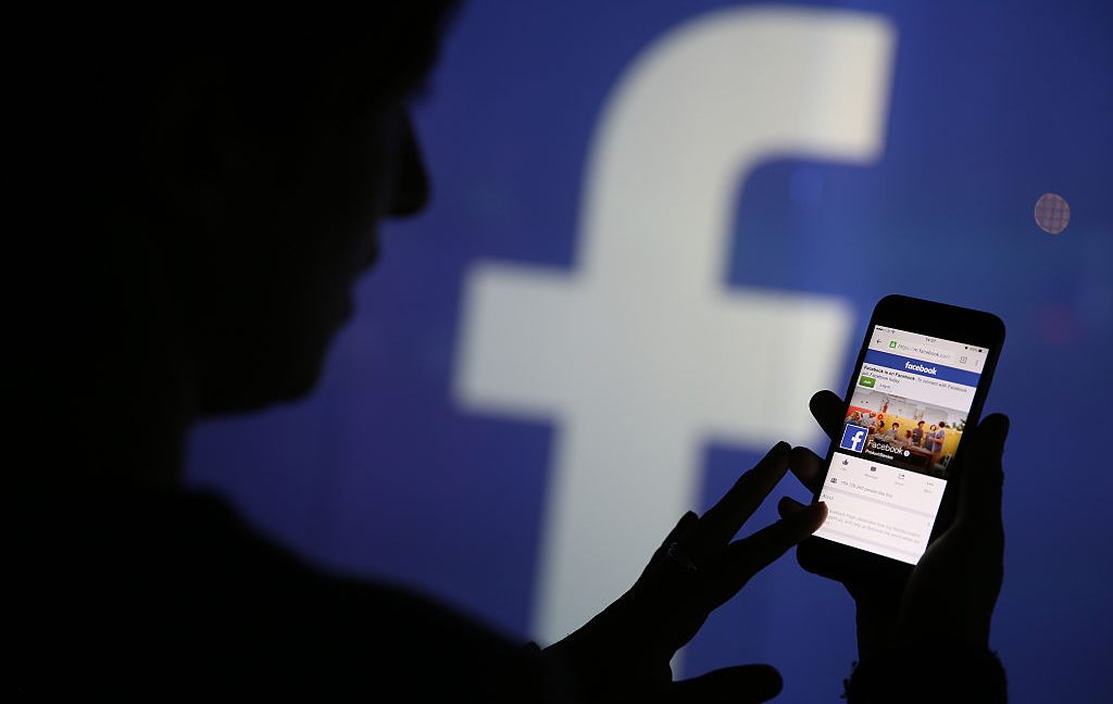 Social media “addicts” more likely to believe fake news