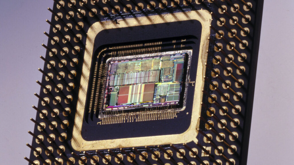 Linux kernel is leaving 486 CPUs behind, only 18 years after the last one made