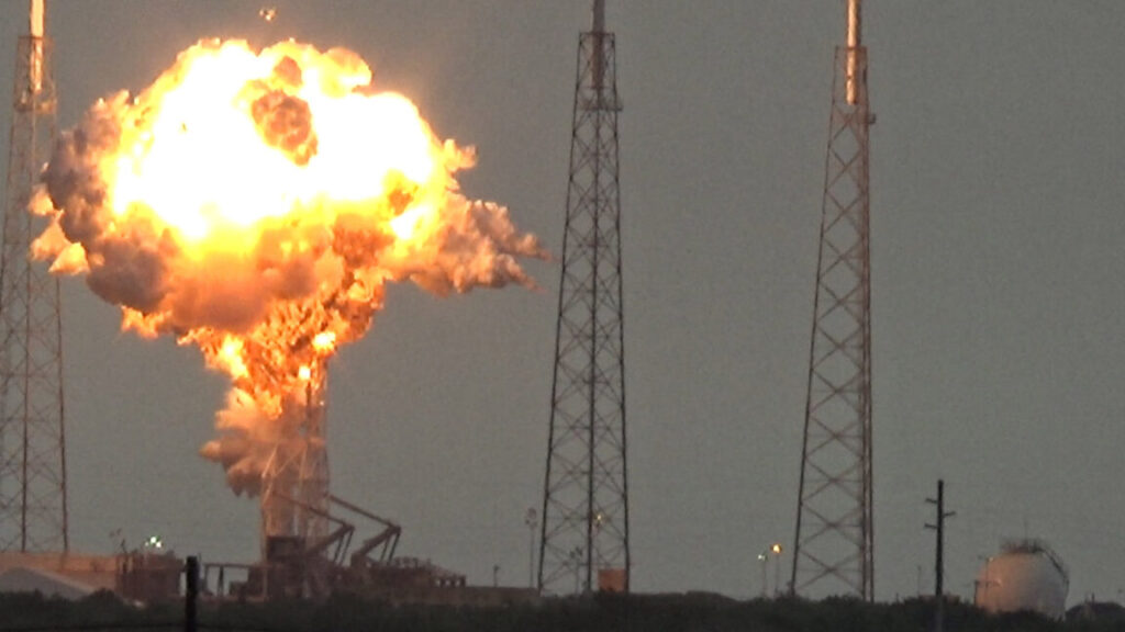 SpaceX pushed “sniper” theory with the feds far more than is publicly known