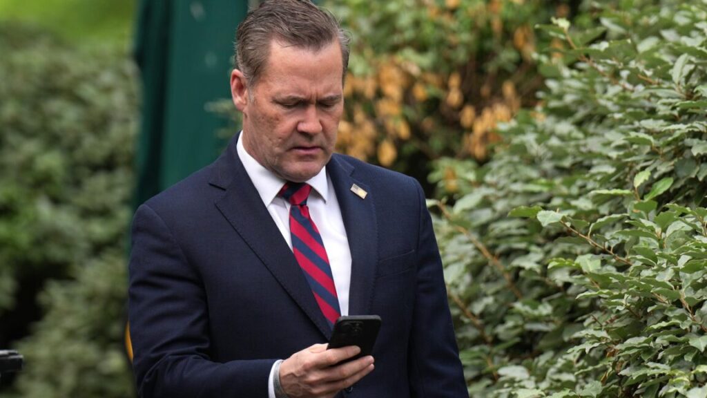 Signal clone used by Trump official stops operations after report it was hacked