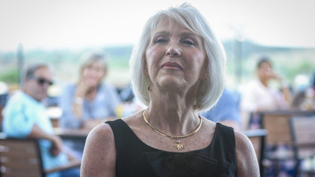 Trump and DOJ try to spring former county clerk Tina Peters from prison