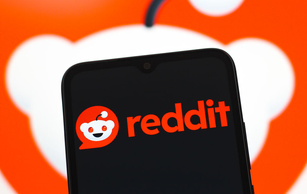 Reddit sues Anthropic over AI scraping that retained users’ deleted posts